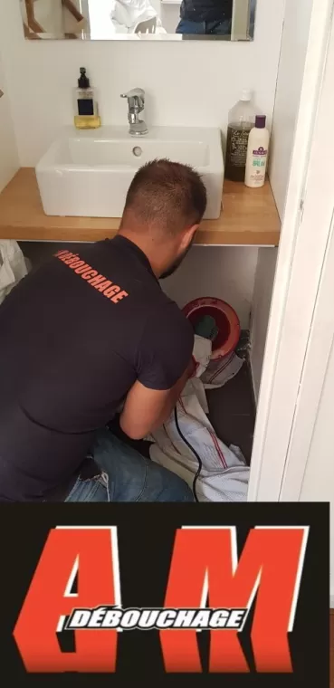 Débouchage d'une canalisation salle de bain en diamètre 32mm à Aix en Provence, Marseille, AM Débouchage